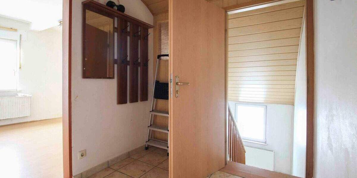 Einfamilienhaus Hanau Großauheim - 6 Zimmer, 299.000&euro; | Angebot:24860036