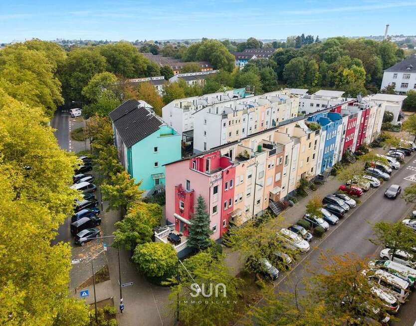 Haus zum Kaufen in Frankfurt am Main 699.500 € 137 m² 6 zimmer