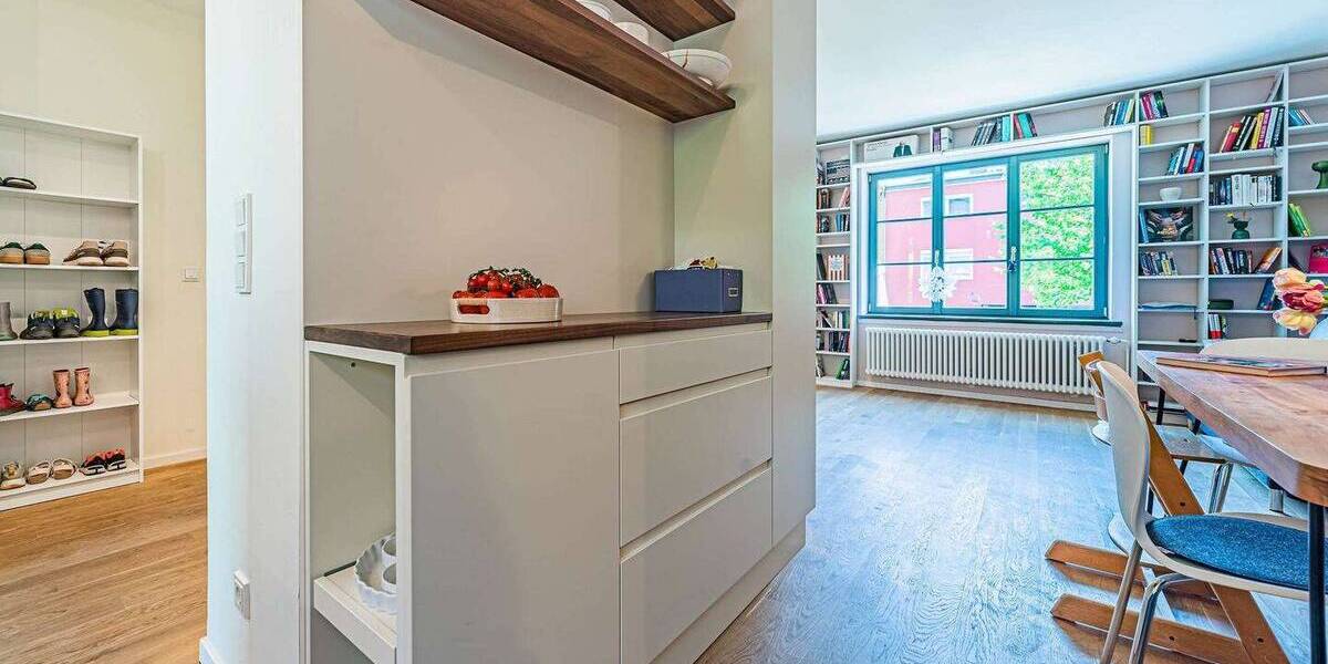 Etagenwohnung Frankfurt am Main Praunheim - 4 Zimmer, 125 m&sup2;, 3.500&euro; | Angebot:26824535
