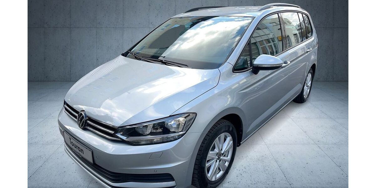 VW Touran 26.000 km 31.280 &euro; Frankfurt am Main 60528