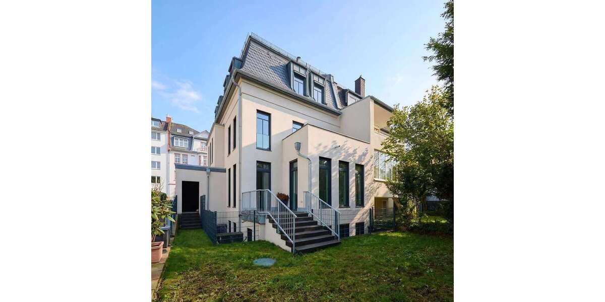 Einfamilienhaus Frankfurt am Main Mitte-Nord - 7 Zimmer, 251 m&sup2;, 6.900&euro; | Angebot:24781452
