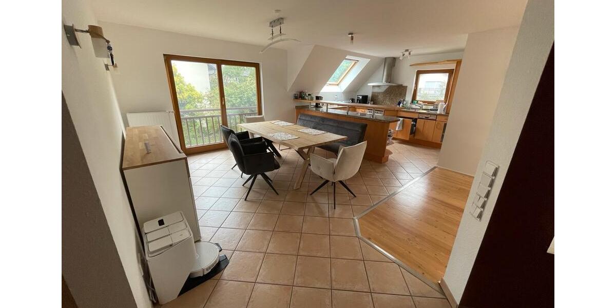 Maisonette 5 Zimmer Wohnung in Schwalbach am Taunus 5 zimmer