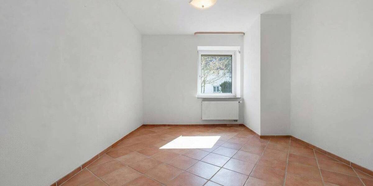 Mehrfamilienhaus, Wohnhaus Offenbach am Main Buchrain - 8 Zimmer, 175 m&sup2;, 580.000&euro; | Angebot:26128232