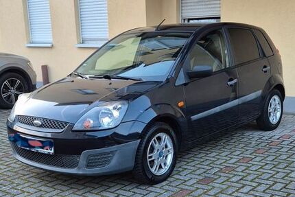 Ford Fiesta 186.163 km 1.700 &euro; Offenbach 63075