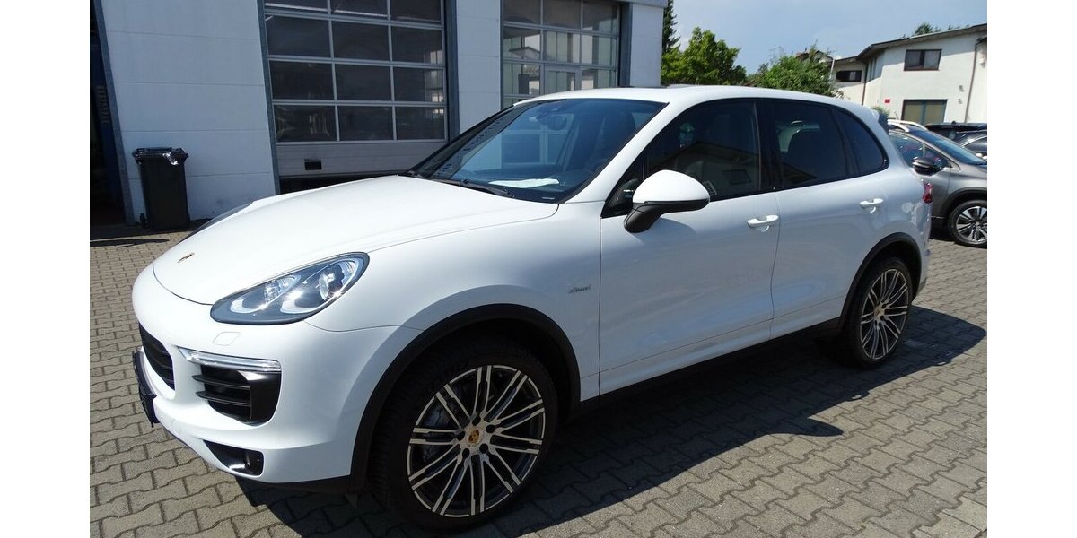 Porsche Cayenne S 4,2l Diesel Pano, Navi, 21 Zoll, Standhe 229.443 km 23.490 &euro; Rodgau 63110
