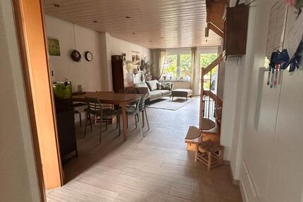 Haus Frankfurt am Main - 5 Zimmer, 108 m&sup2;, 415.000&euro; | Angebot:27002300