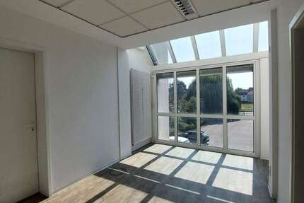 Gewerbeobjekt Frankfurt am Main / Niederursel Niederursel - 2.500&euro; | Angebot:20605387