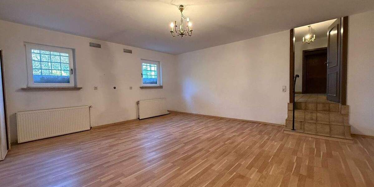 Einfamilienhaus Alzenau Wasserlos - 5 Zimmer, 250 m&sup2;, 780.000&euro; | Angebot:25531010