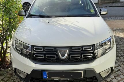Dacia Sandero 89.000 km 7.800 € Darmstadt 64285