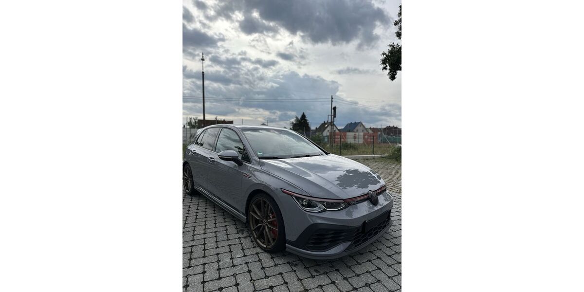 VW Golf 83.000 km 24.300 &euro; Eppertshausen 64859