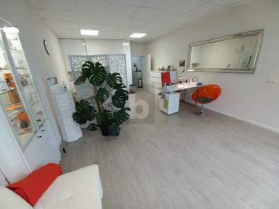 HOCHWERTIG RENOVIERT: STUDIO, BÜRO, LADEN, PRAXIS - Gewerbeobjekt Niedernhausen | Angebot:25537624