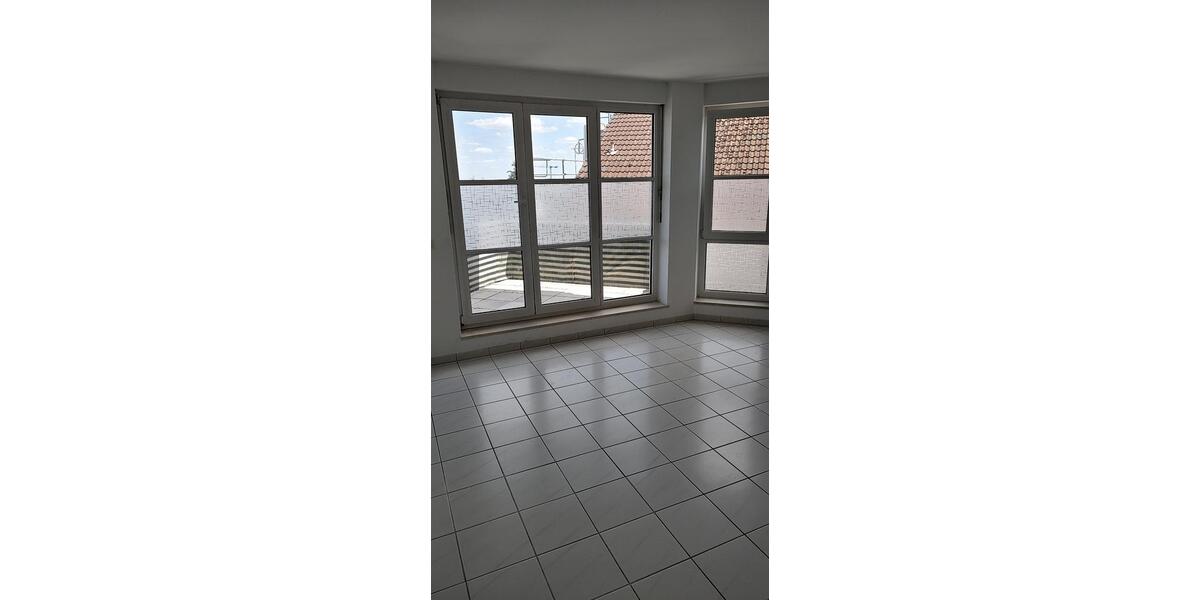 Etagenwohnung Hofheim am Taunus - 3 Zimmer, 74 m&sup2;, 349.000&euro; | Angebot:26859239
