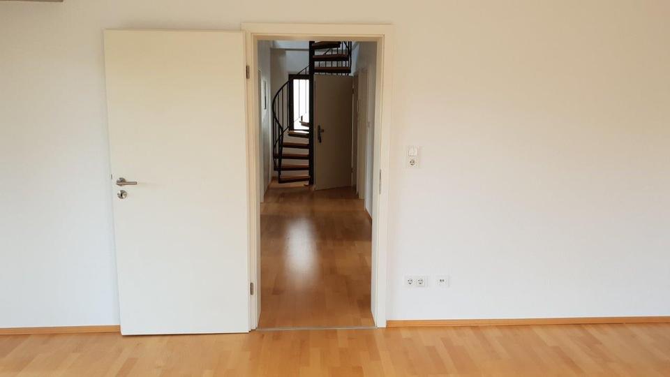 Maisonettenwohnung Dreieich - 4.5 Zimmer, 116 m&sup2;, 1.450&euro; | Angebot:23739518