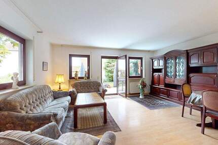 Familienfreundliches Einfamilienhaus mit Doppelgarage 5 zimmer