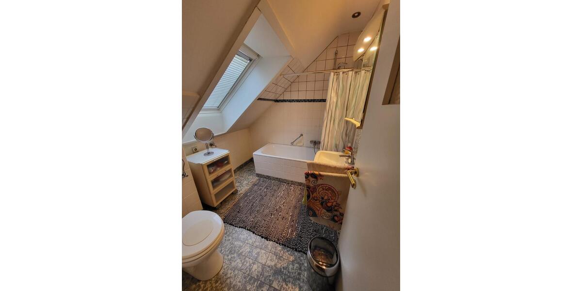 Reihenhaus Frankfurt am Main Sachsenhausen Süd - 5 Zimmer, 110 m&sup2;, 225.000&euro; | Angebot:25987425