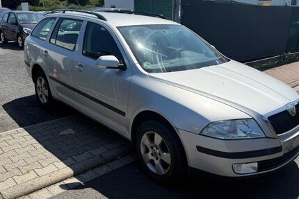 Skoda Octavia 204.800 km 2.900 &euro; Hanau 63452