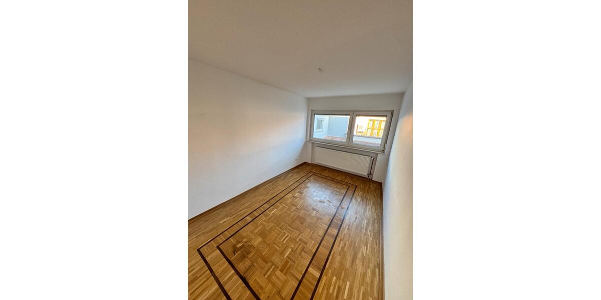 Exklusive, lichtdurchflutete 5,5 Zimmer-Wohnung - Saniert 5.5 zimmer