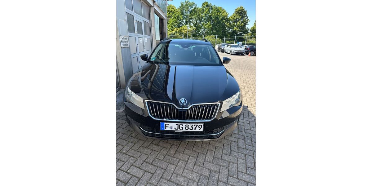 Skoda Superb 137.000 km 15.499 &euro; Frankfurt am Main 60437