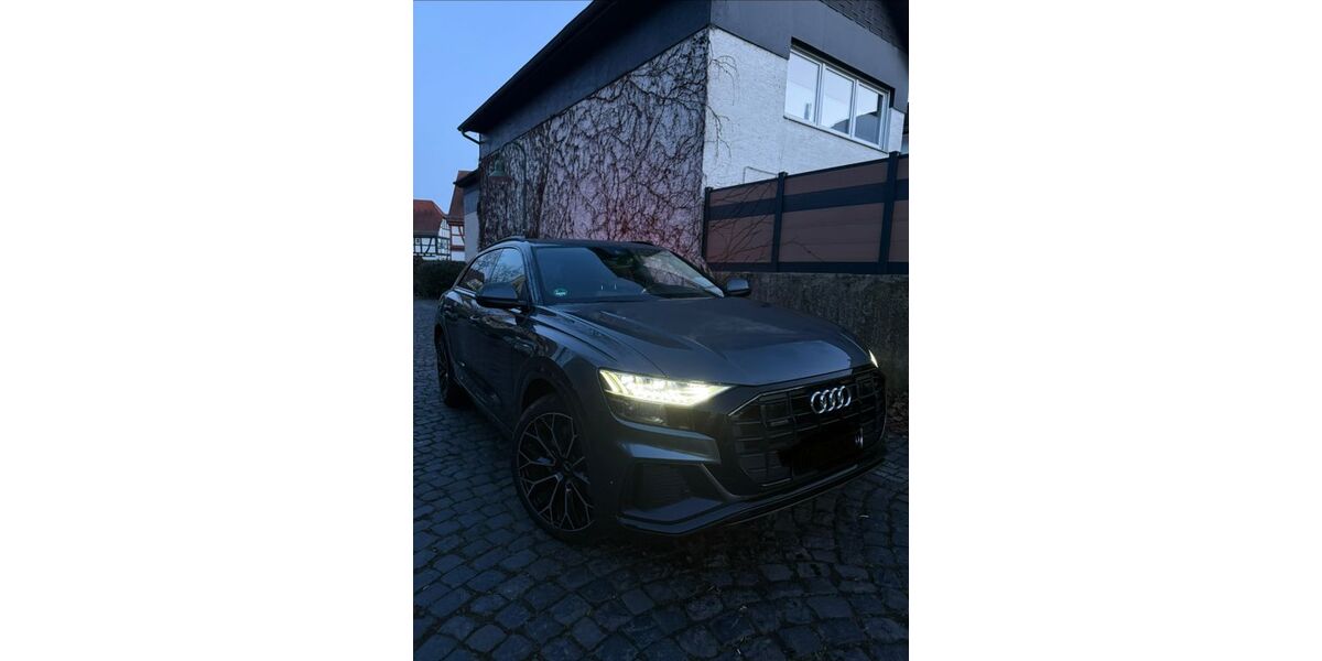 Audi Q8 180.000 km 46.000 &euro; Dietzenbach 63128