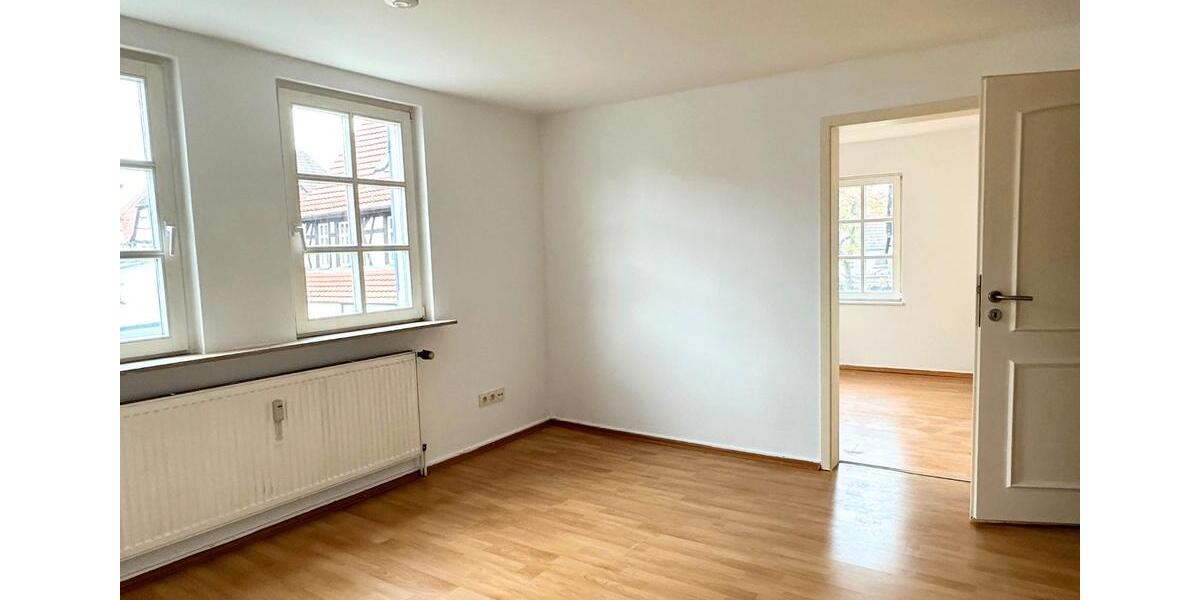 Etagenwohnung Dreieich - 3.5 Zimmer, 120 m&sup2;, 1.460&euro; | Angebot:26097921