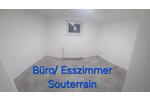 2½ Zimmer Souterrainwohnung Frisch kernsaniert Parkplatz Garten 2.5 zimmer