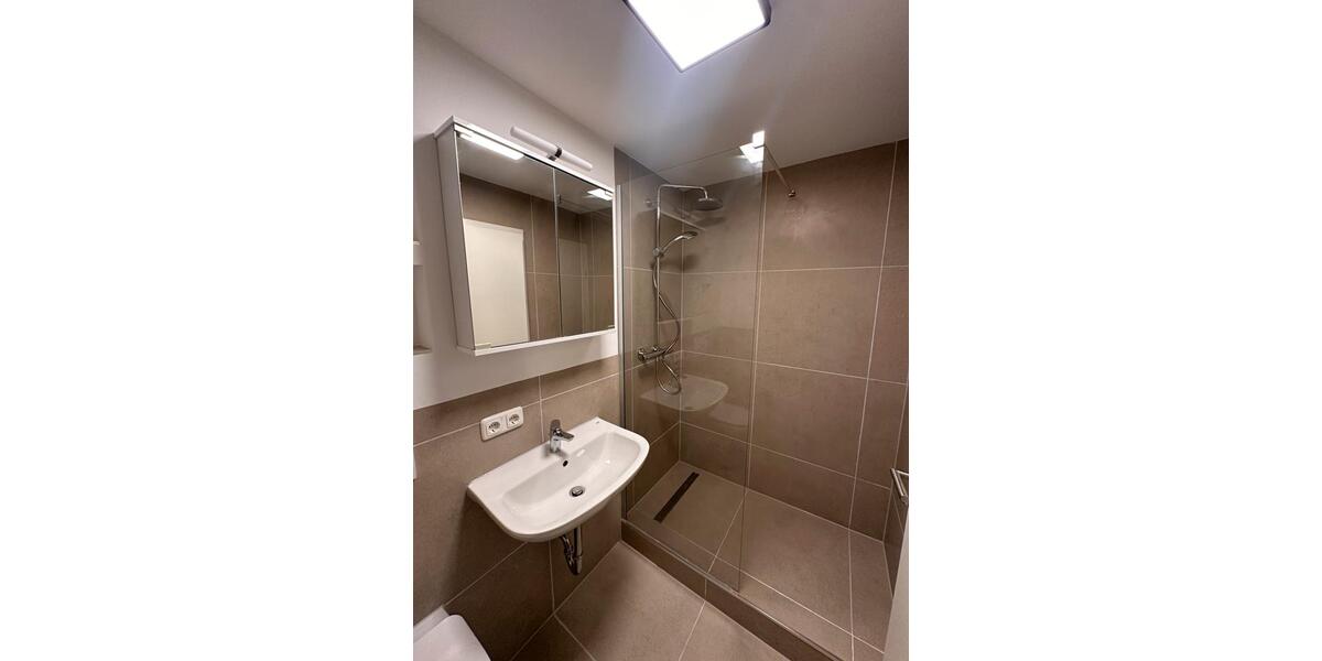 Erstbezug nach Sanierung: 2 Zimmer Wohnung in Frankfurt-Eschershe 2 zimmer