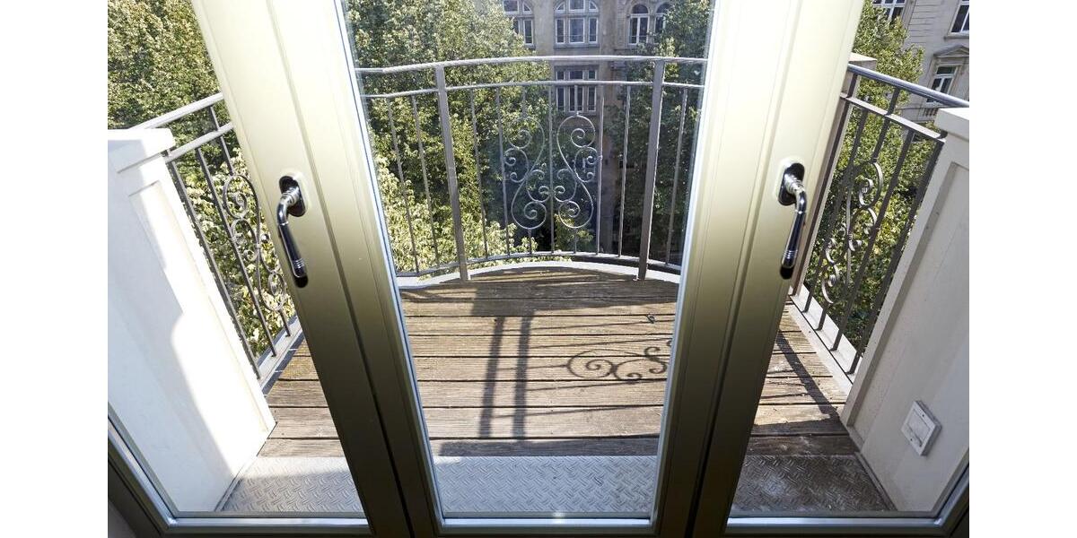 Hochwertig sanierte 3-Zimmer Altbauwohnung in Top-Lage Frankfurt 3 zimmer