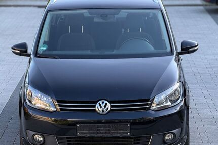 VW Touran 136.000 km 8.790 &euro; Offenbach am Main 63069