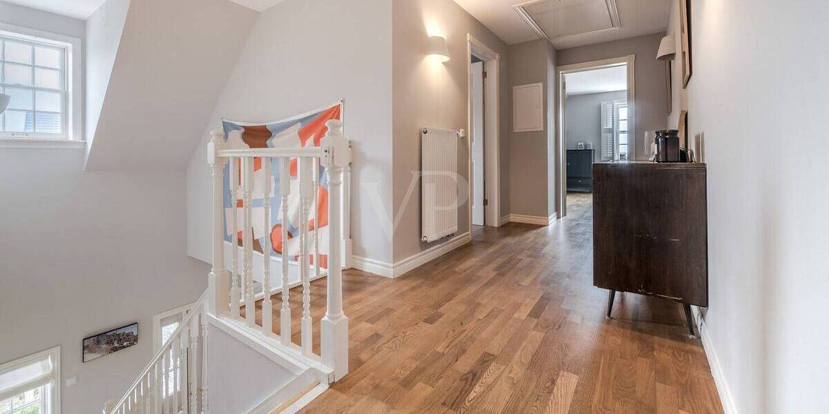 Einfamilienhaus Wehrheim Obernhain - 8 Zimmer, 198 m&sup2;, 1.150.000&euro; | Angebot:25695537