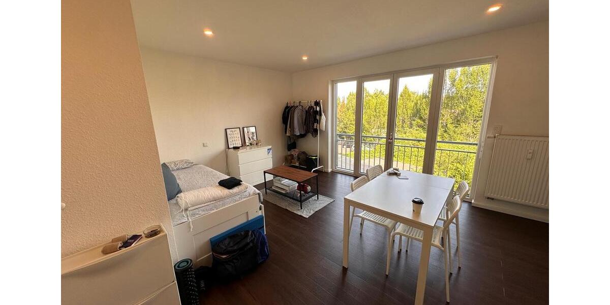 Hochparterre Frankfurt am Main Ginnheim - 1 Zimmer, 25 m&sup2;, 620&euro; | Angebot:26416802