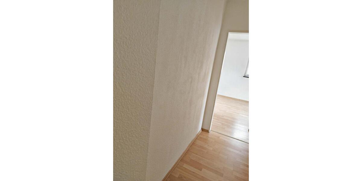 2,5 zimmerwohnung wannenbad ebk nähe uniklinik dfb zentrale fussläufig rossmann rewe eifler bussebahn s bahn lyonerstr 2.5 zimmer