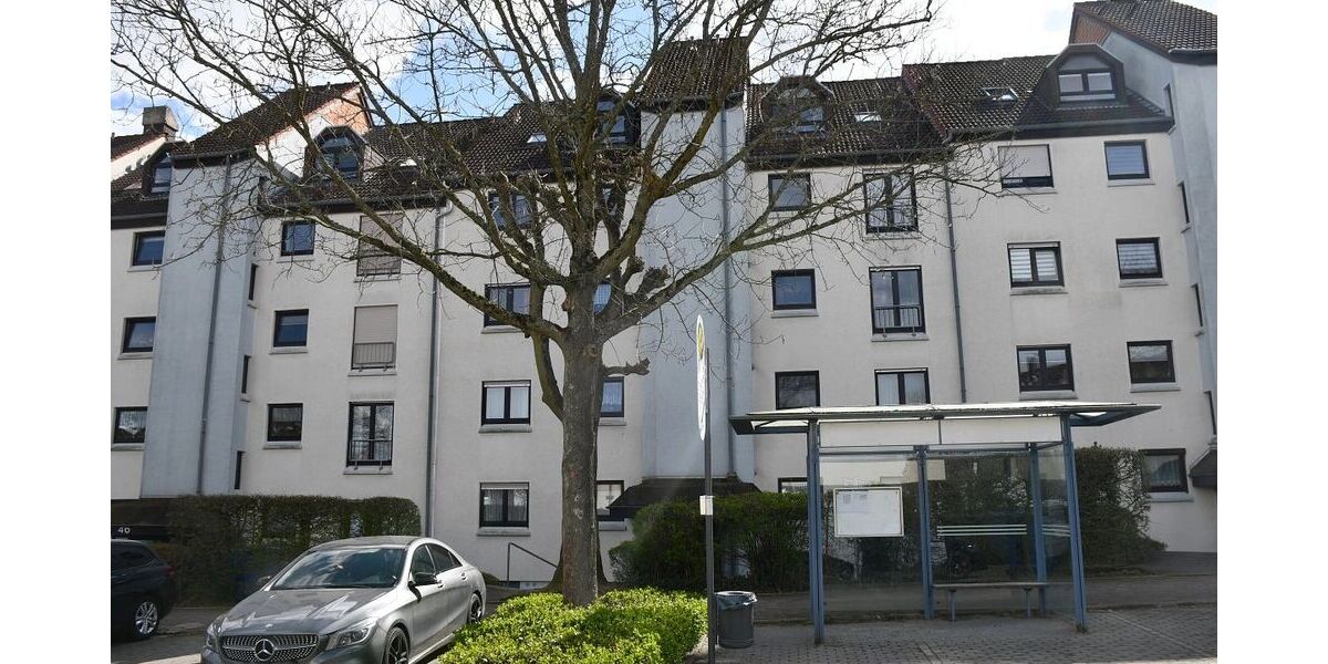 **RESERVIERT** Ansprechende 3-Zimmer-Eigentumswohnung mit Sonnenbalkon und Tiefgaragenstellplatz in Bad Homburg vor der Höhe – Ober-Eschbach - Etagenwohnung Bad Homburg Gonzenheim | Angebot:26336945