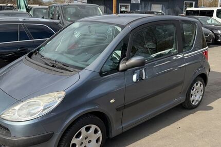 Peugeot 1007 180.000 km 1.299 &euro; Frankfurt am Main 60486