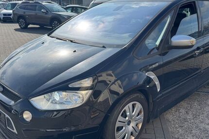 Ford S-Max 180.000 km 2.250 € Büdingen 63654