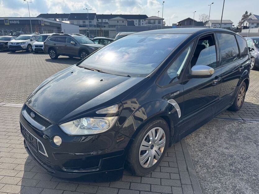 Ford S-Max 180.000 km 2.250 € Büdingen 63654