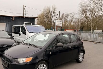 Mitsubishi Colt 180.000 km 2.499 &euro; Frankfurt am Main 60486