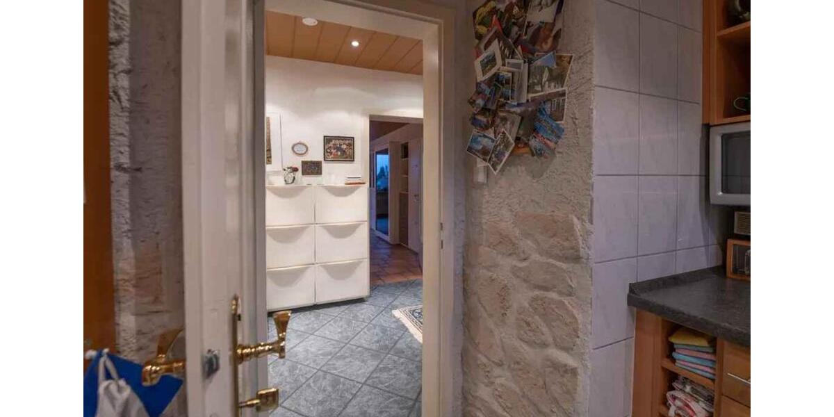 Etagenwohnung Frankfurt am Main Nord-West - 3 Zimmer, 88 m&sup2;, 1.350&euro; | Angebot:25711730