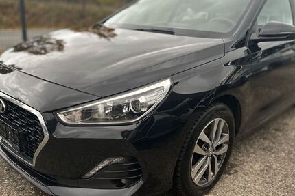 Hyundai i30 177.000 km 8.599 &euro; Friedberg 61169