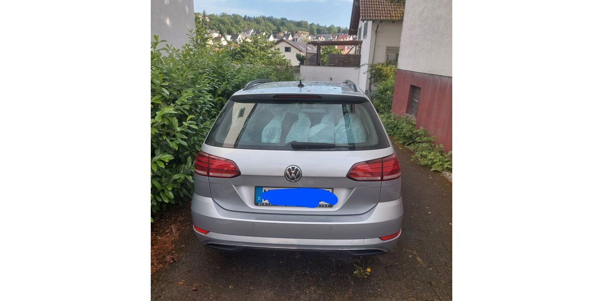 VW Golf 92.000 km 14.999 &euro; Schöneck 61137