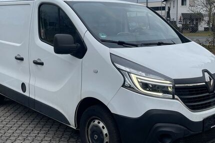 Renault Trafic 137.000 km 14.380 € Langen 63225