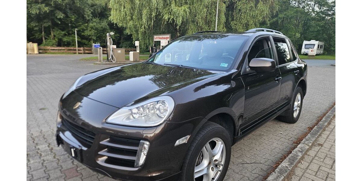Porsche Cayenne 295.000 km 8.500 &euro; Neu-Anspach 61267