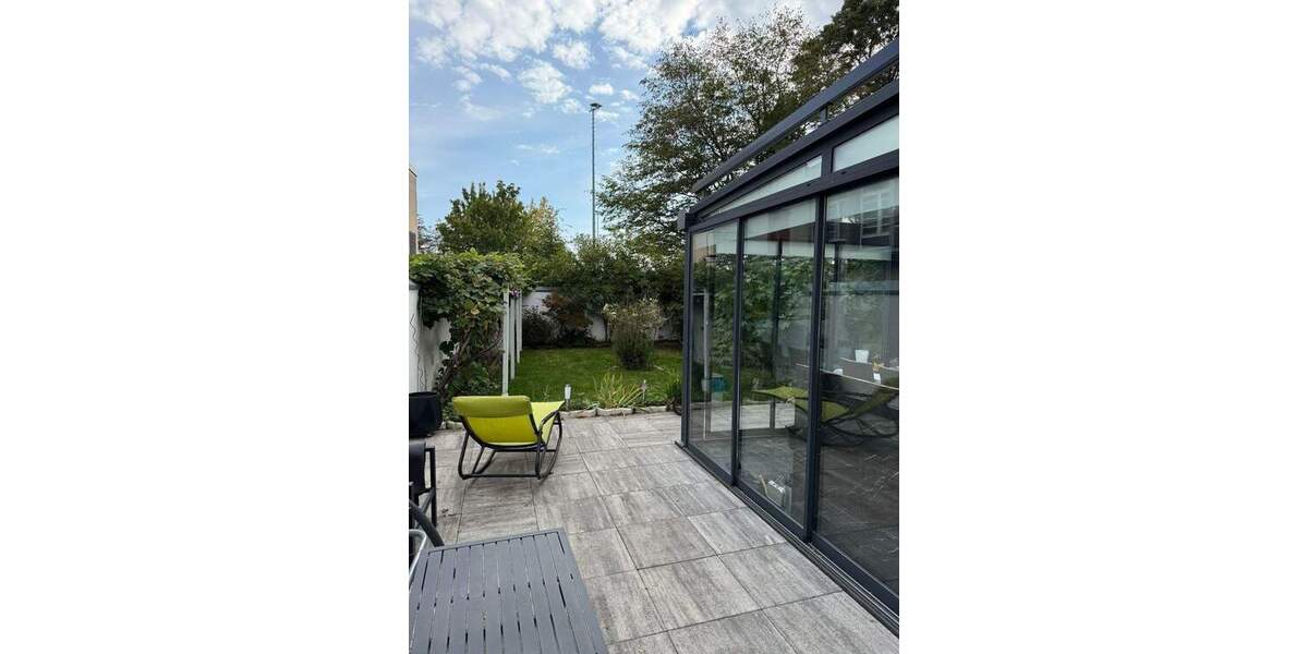 Exklusives EFH in Frankfurt – Sauna, Kamin, Wintergarten, 4× Klima | provisionsfrei 5 zimmer