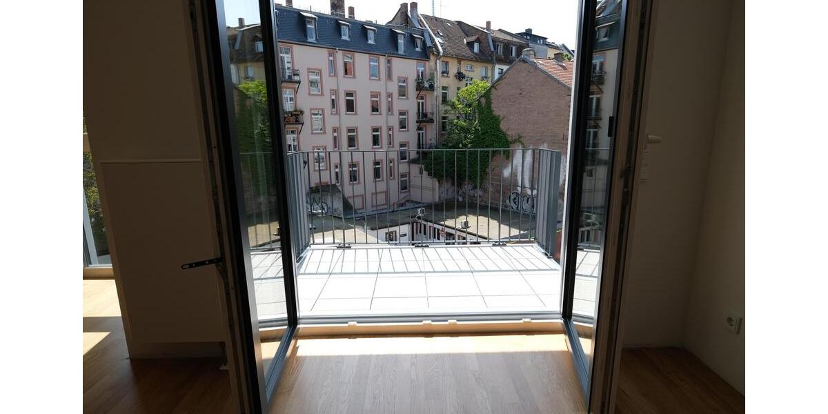 Etagenwohnung Frankfurt am Main Eschersheim - 2 Zimmer, 61 m&sup2;, 1.300&euro; | Angebot:25713304