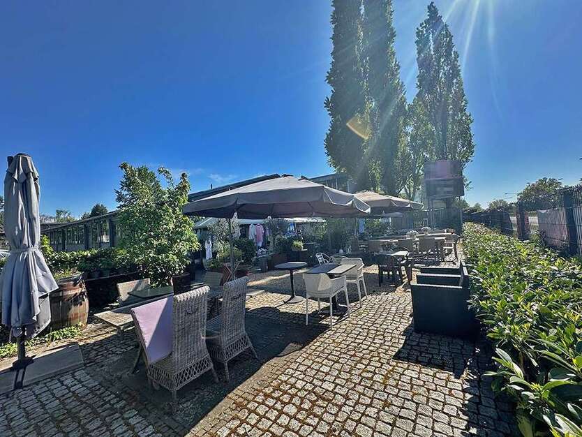 Halle in Mühlheim 2.790.000 € 1327 m²
