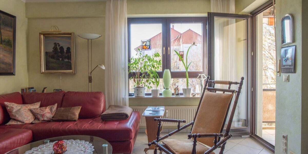 Etagenwohnung Steinbach (Taunus) - 3 Zimmer, 79 m&sup2;, 315.000&euro; | Angebot:26017481