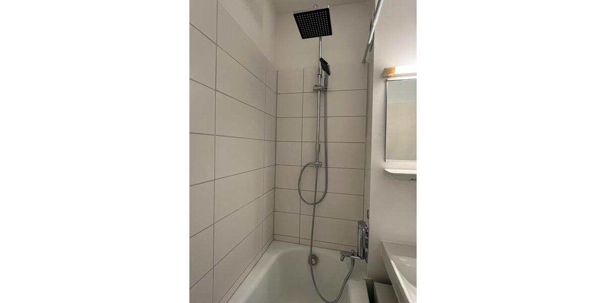 Etagenwohnung Bischofsheim - 2 Zimmer, 63 m&sup2;, 1.350&euro; | Angebot:26409328