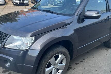 Suzuki Grand Vitara 60.000 km 9.990 &euro; Dreieich 63303