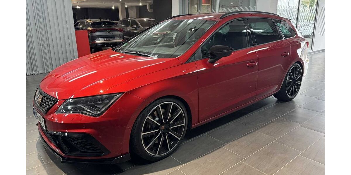 Seat Leon 37.800 km 26.890 &euro; Offenbach 63069