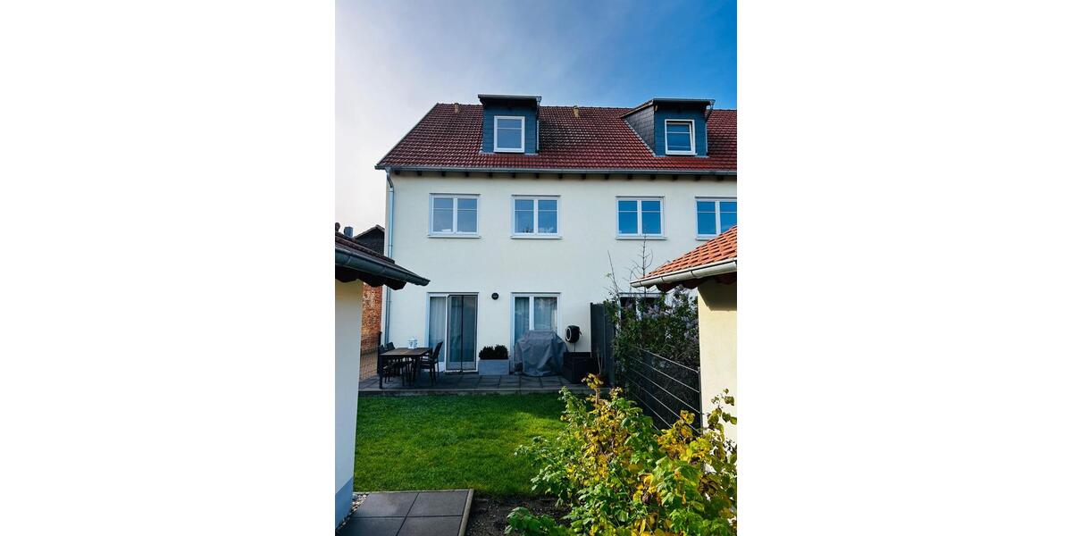 neuwertiges Reihenendhaus in ruhiger Lage zu verkaufen 5.5 zimmer