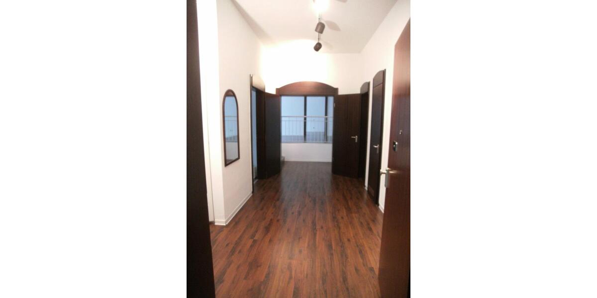 Große 3-ZKB-Garten-Wohnung nahe S-Bahn Taunusanlage 3 zimmer